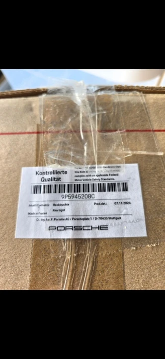 2020 Parts & Memorabilia Bodywork - Image 9 of 9