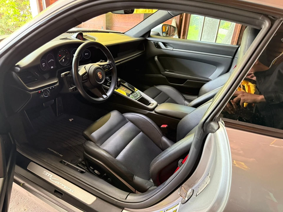 2020 Porsche 992 Carrera - Image 7 of 31