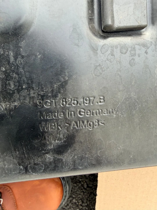 2021 Parts & Memorabilia Bodywork - Image 4 of 5