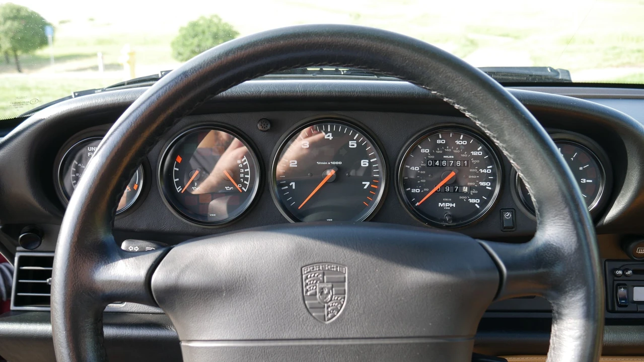 1996 Porsche 993 Carrera 4 - Image 6 of 21