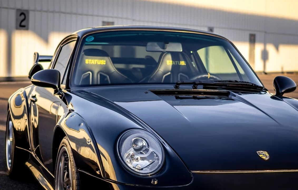 1995 Porsche 993 Carrera 4 - Image 3 of 31