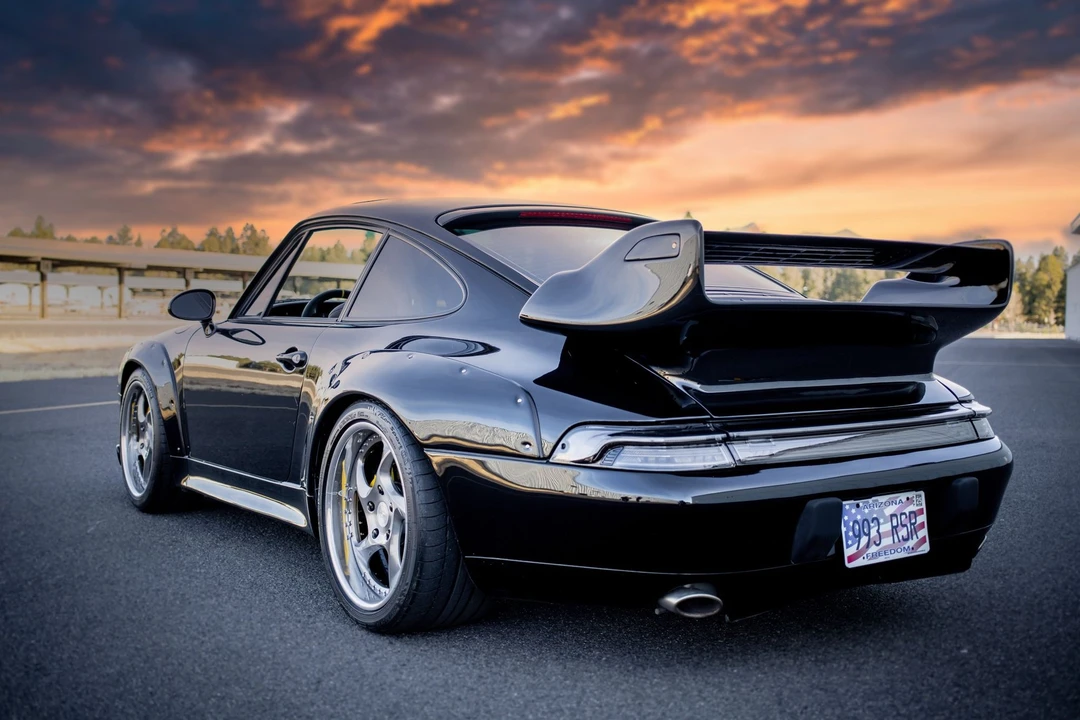 1995 Porsche 993 Carrera 4 - Image 29 of 31