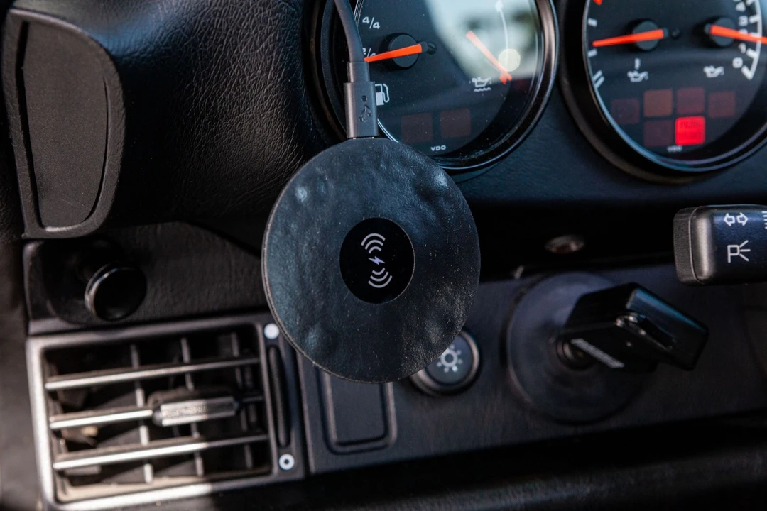 1998 Porsche 993 Carrera 4S - Image 23 of 25