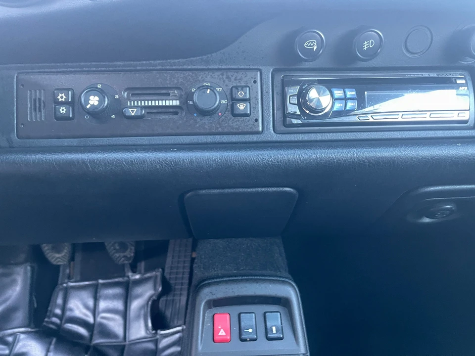 1995 Porsche 993 Carrera - Image 26 of 26