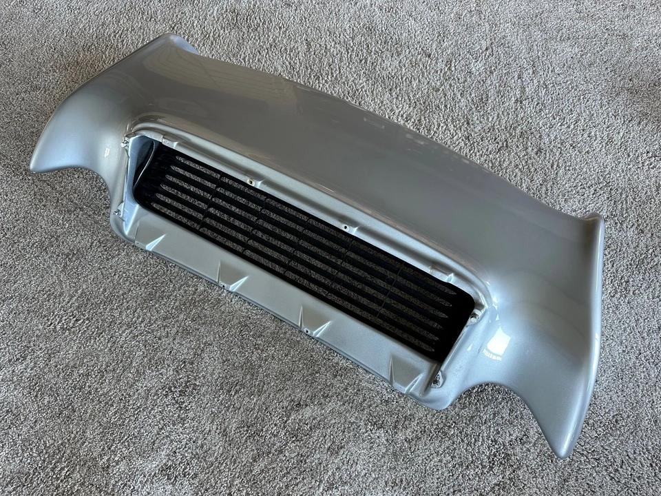 1995 Parts & Memorabilia Bodywork - Image 3 of 8