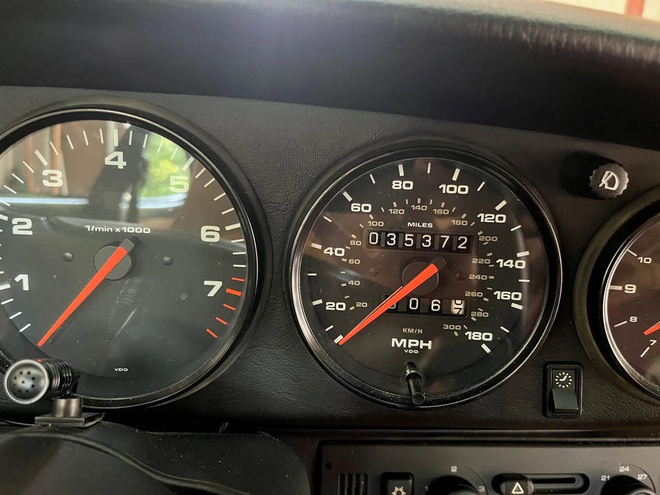 1996 Porsche 993 Carrera - Image 24 of 31