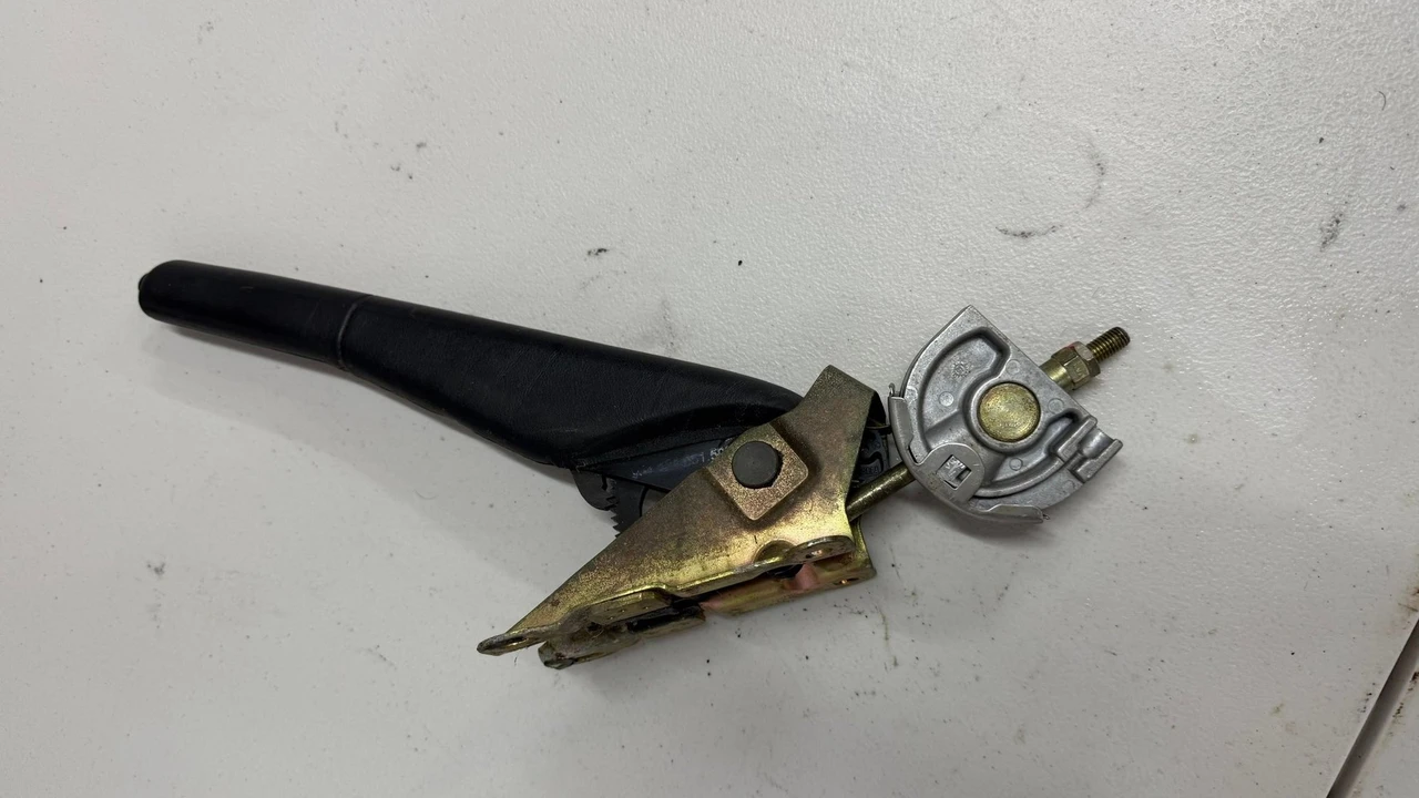 1995 Parts & Memorabilia Mechanical Components - Image 7 of 31