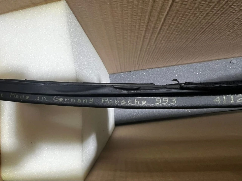 1995 Parts & Memorabilia Bodywork - Image 2 of 4
