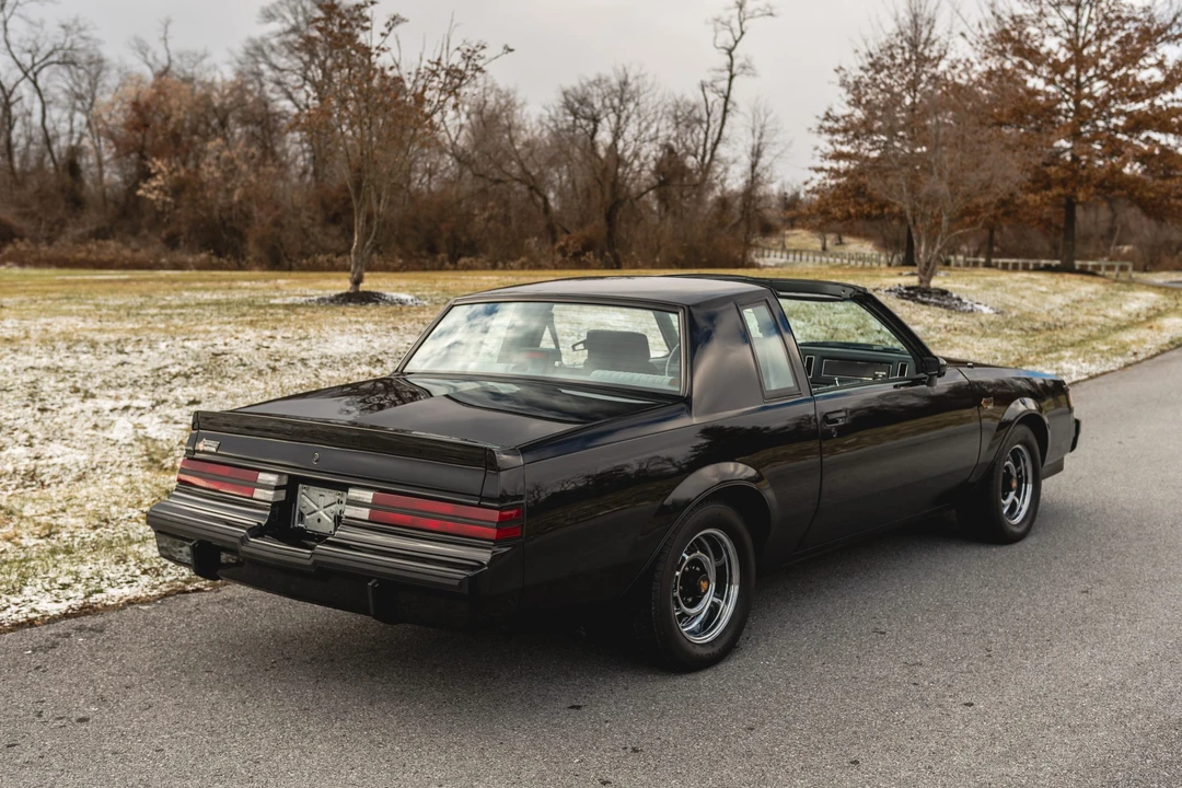 1987 Buick Grand National - Image 22 of 31