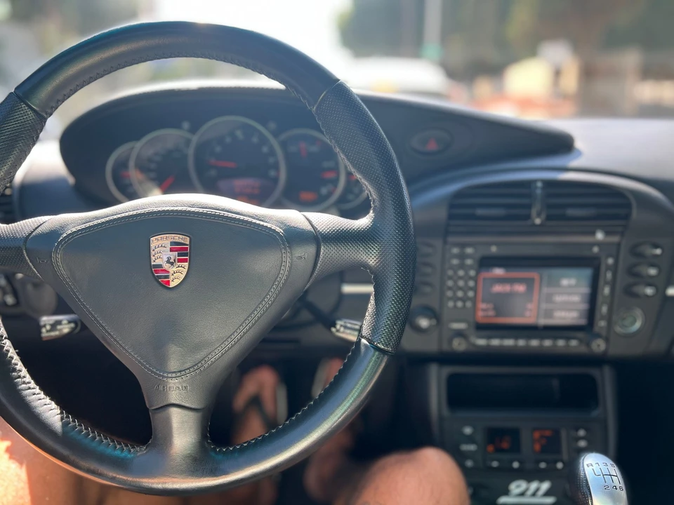 2004 Porsche 996 Carrera - Image 19 of 31