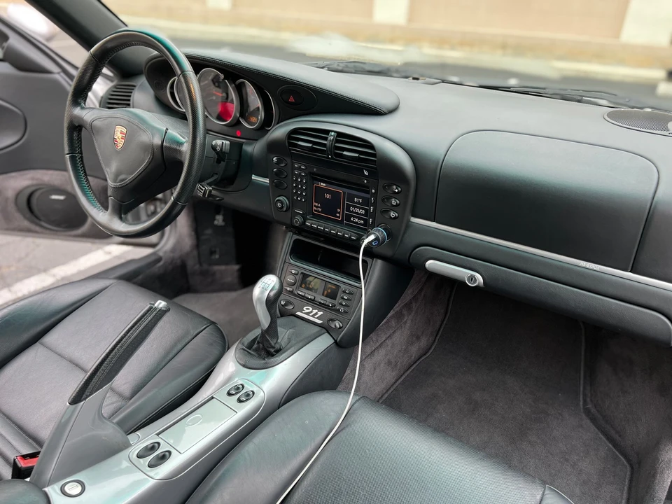 2004 Porsche 996 Carrera - Image 26 of 31