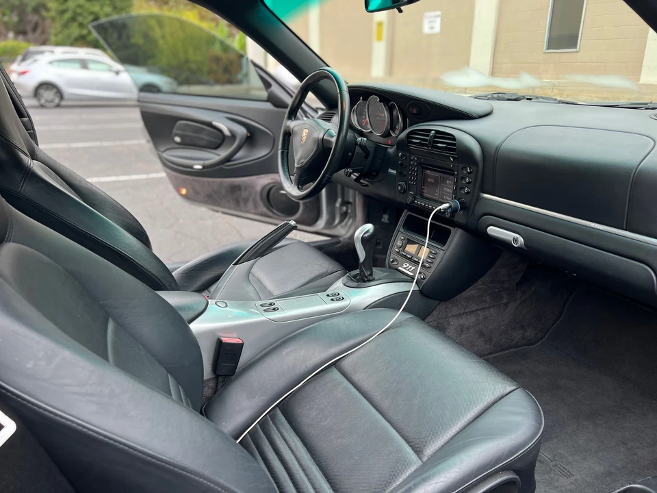 2004 Porsche 996 Carrera - Image 24 of 31
