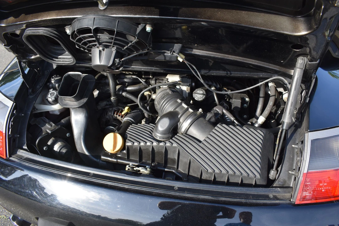 2000 Porsche 996 Carrera - Image 8 of 28