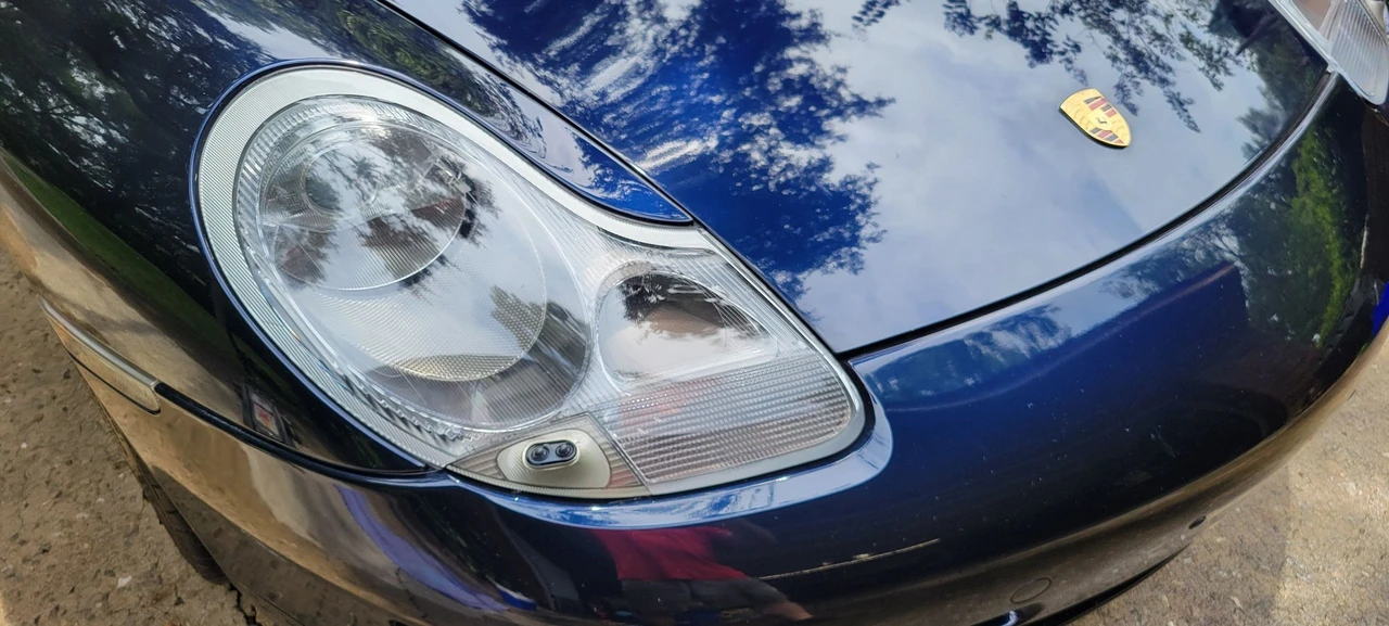 1999 Porsche 996 Carrera 4 - Image 2 of 31