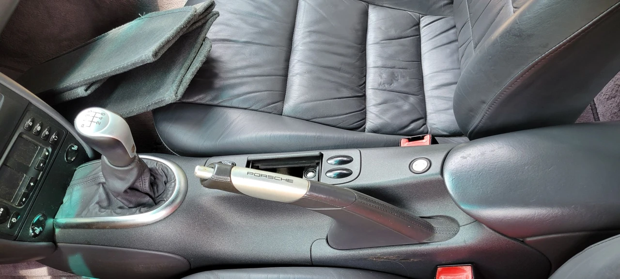 1999 Porsche 996 Carrera 4 - Image 23 of 31