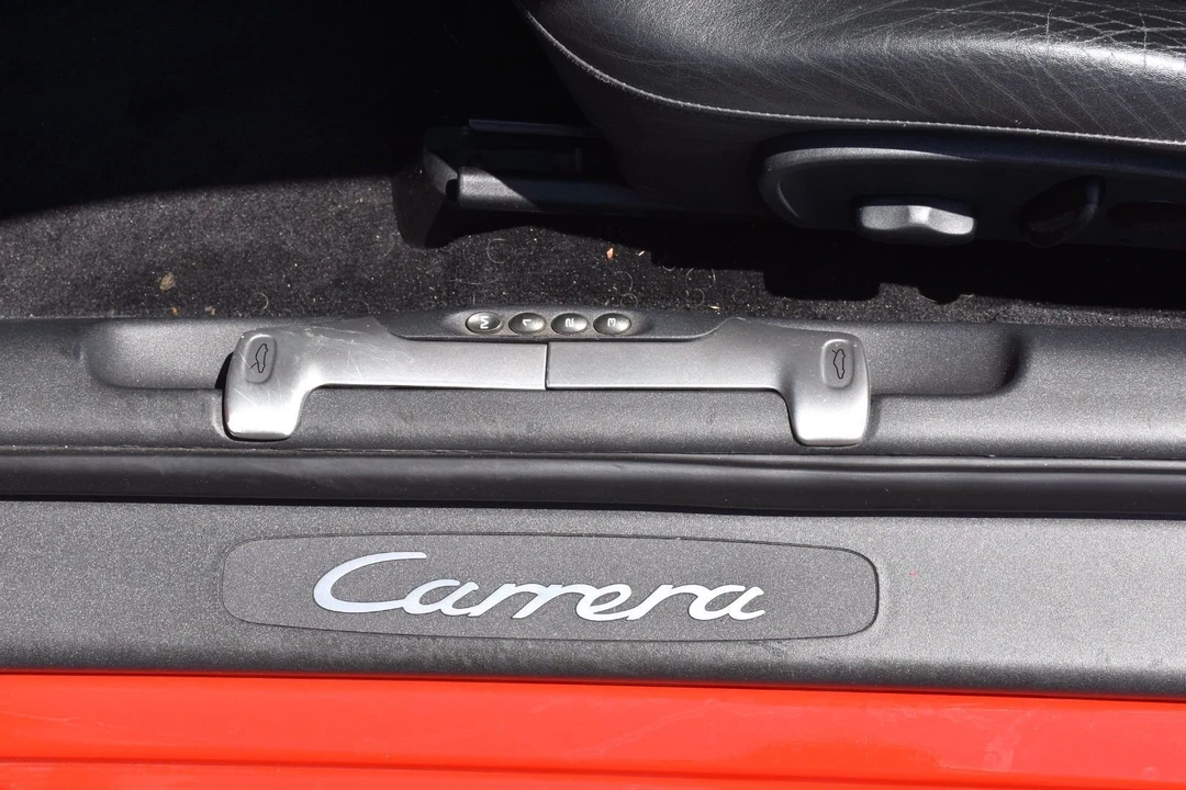 1999 Porsche 996 Carrera - Image 21 of 27