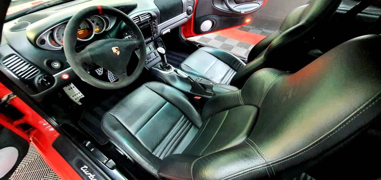 2003 Porsche 996 GT2 - Image 8 of 13