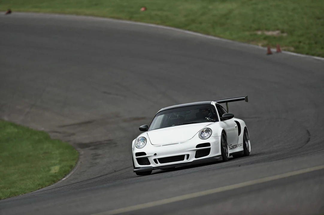 2003 Porsche 996 GT2 - Image 5 of 31