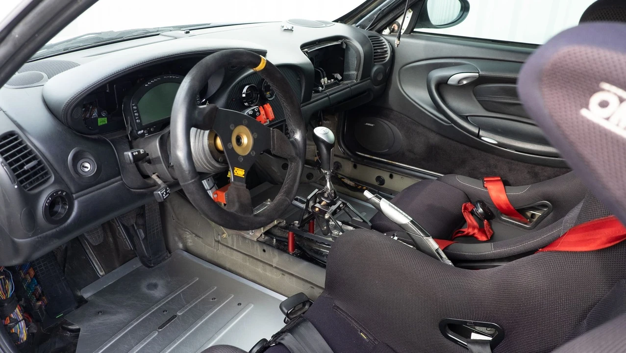 2003 Porsche 996 GT2 - Image 22 of 31