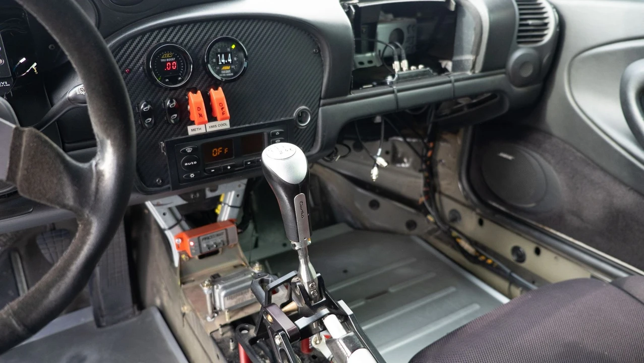 2003 Porsche 996 GT2 - Image 24 of 31