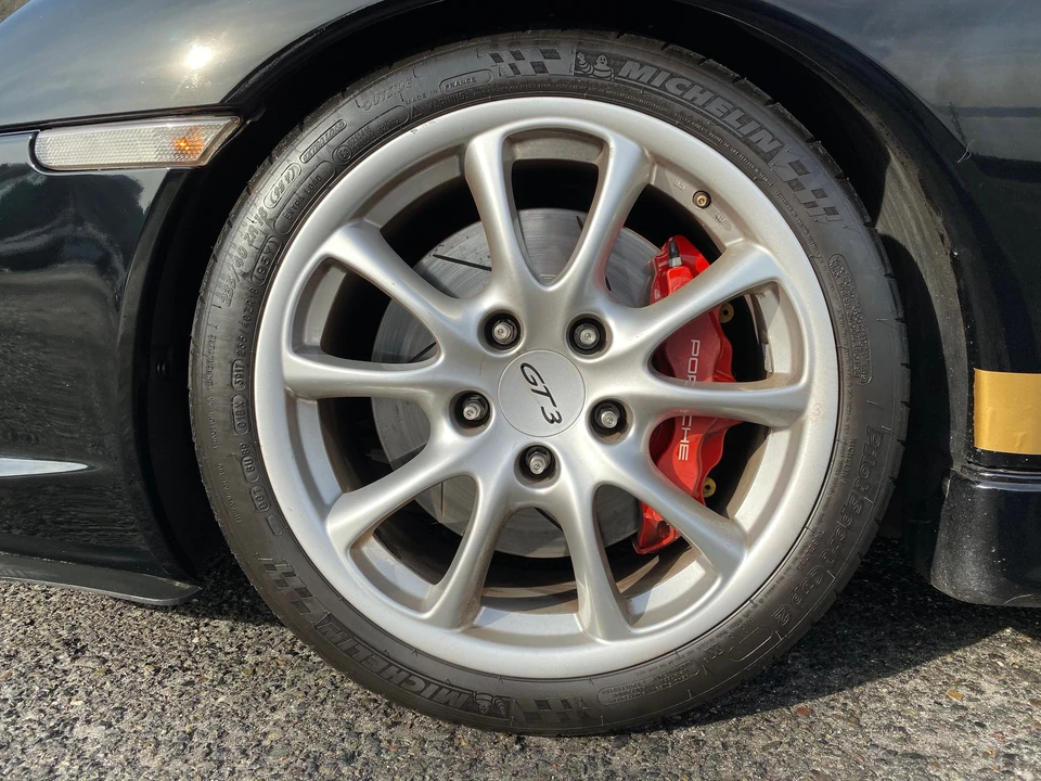 2005 Porsche 996 GT3 - Image 22 of 31
