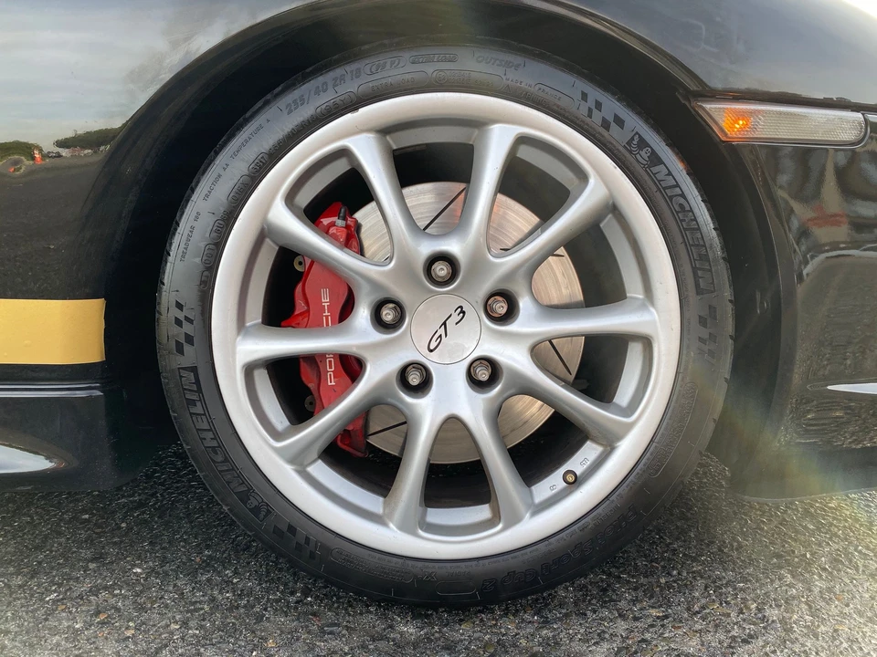 2005 Porsche 996 GT3 - Image 24 of 31