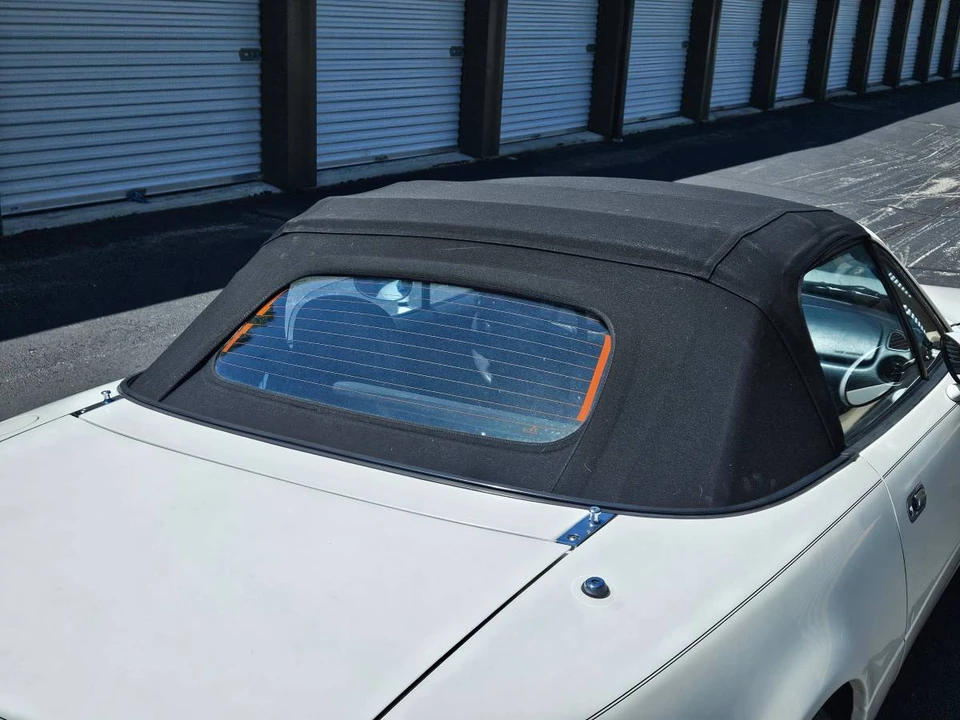 1996 Mazda NA MX-5 Miata - Image 5 of 6