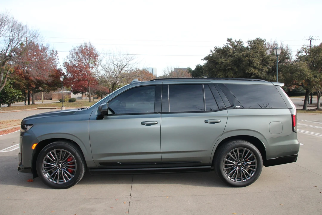 2023 Cadillac Escalade-V 5th Gen - Image 9 of 31