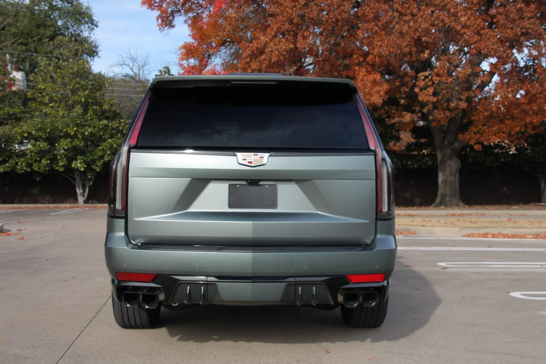 2023 Cadillac Escalade-V 5th Gen - Image 12 of 31