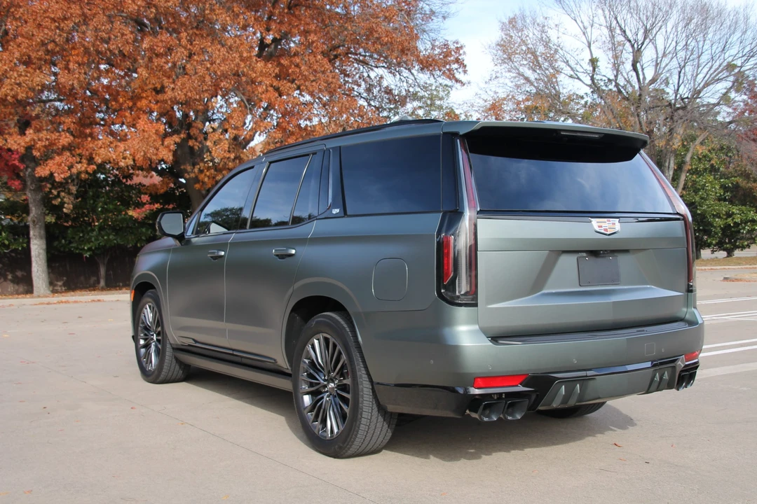 2023 Cadillac Escalade-V 5th Gen - Image 10 of 31