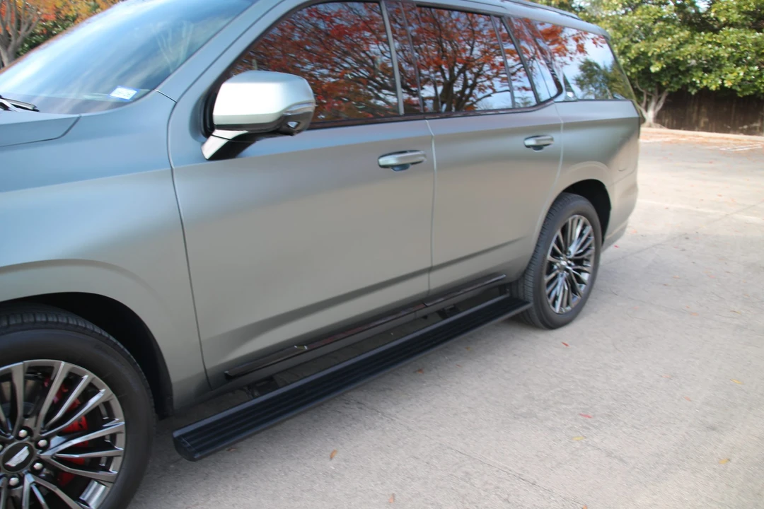 2023 Cadillac Escalade-V 5th Gen - Image 31 of 31