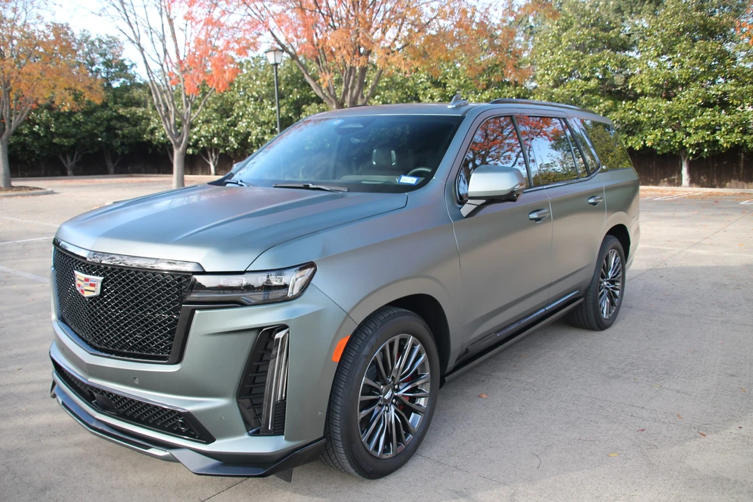 2023 Cadillac Escalade-V 5th Gen - Image 7 of 31