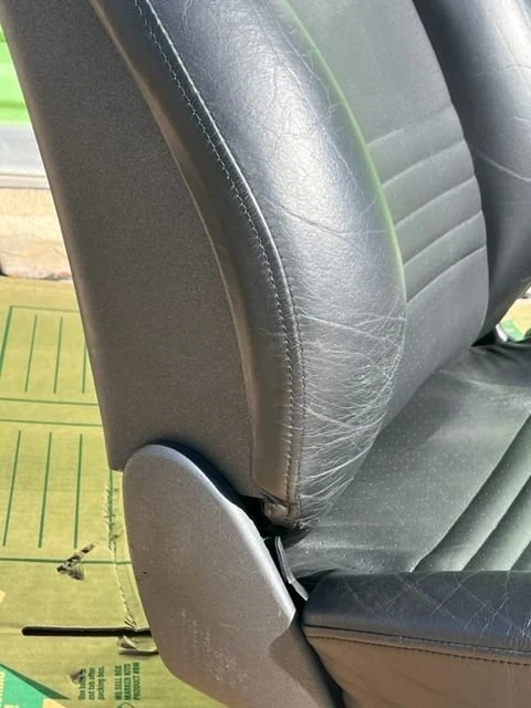 Parts & Memorabilia Seats & Interior - Image 14 of 16