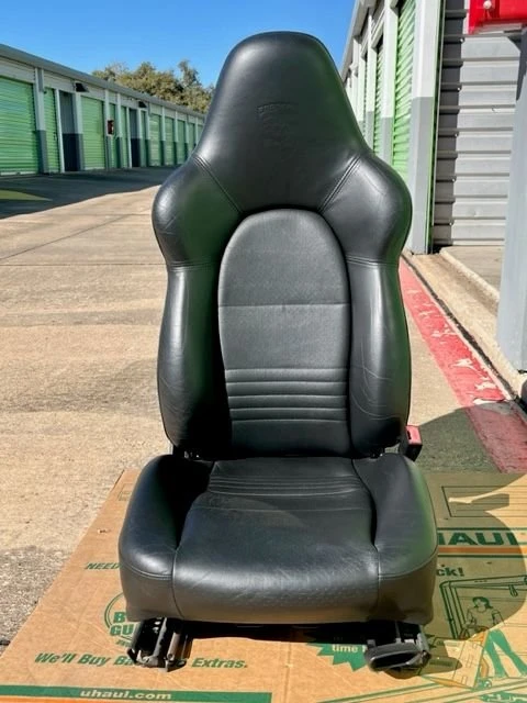 Parts & Memorabilia Seats & Interior - Image 8 of 16