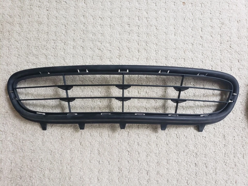 2001 Parts & Memorabilia Bodywork - Image 3 of 4