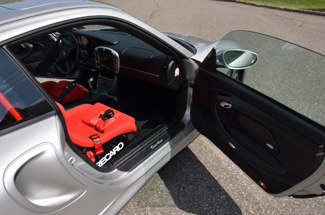 2001 Porsche 996 Turbo - Image 31 of 31