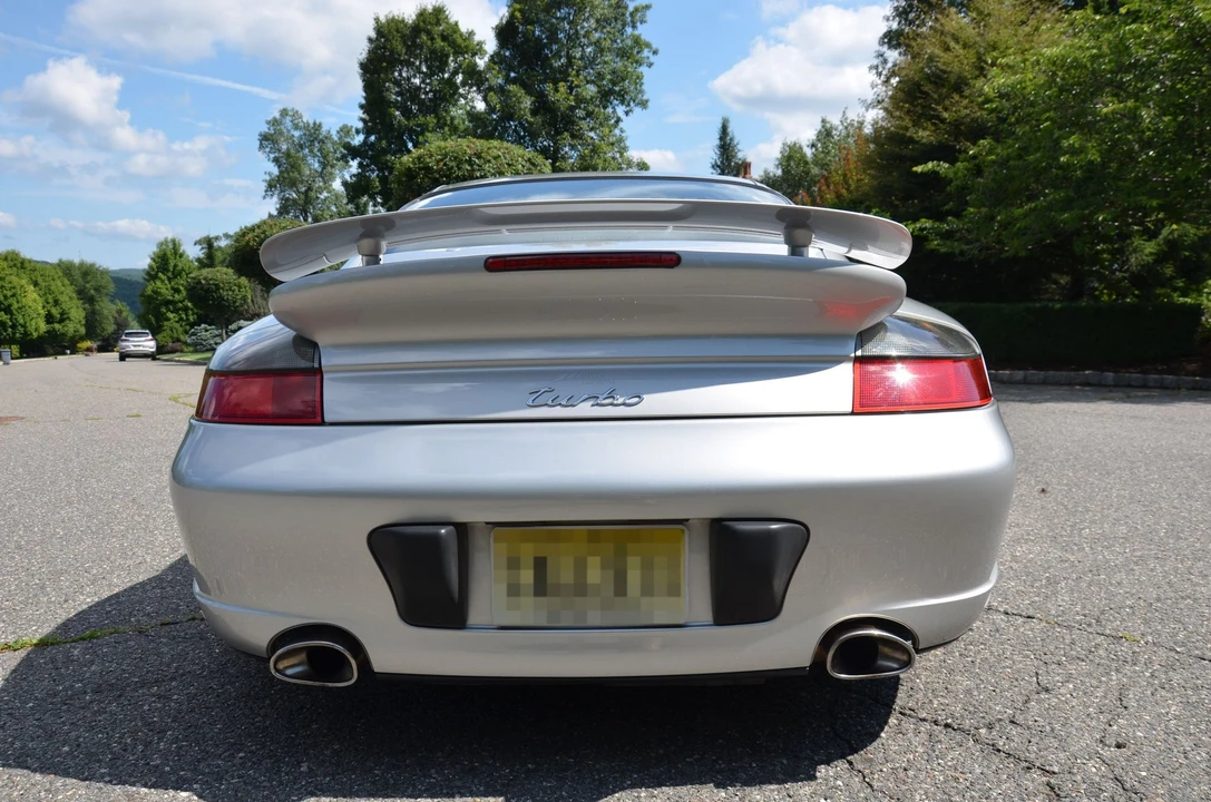 2001 Porsche 996 Turbo - Image 6 of 31