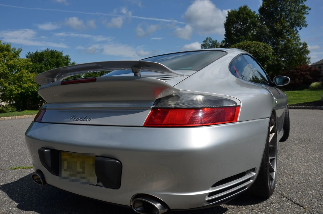 2001 Porsche 996 Turbo - Image 9 of 31