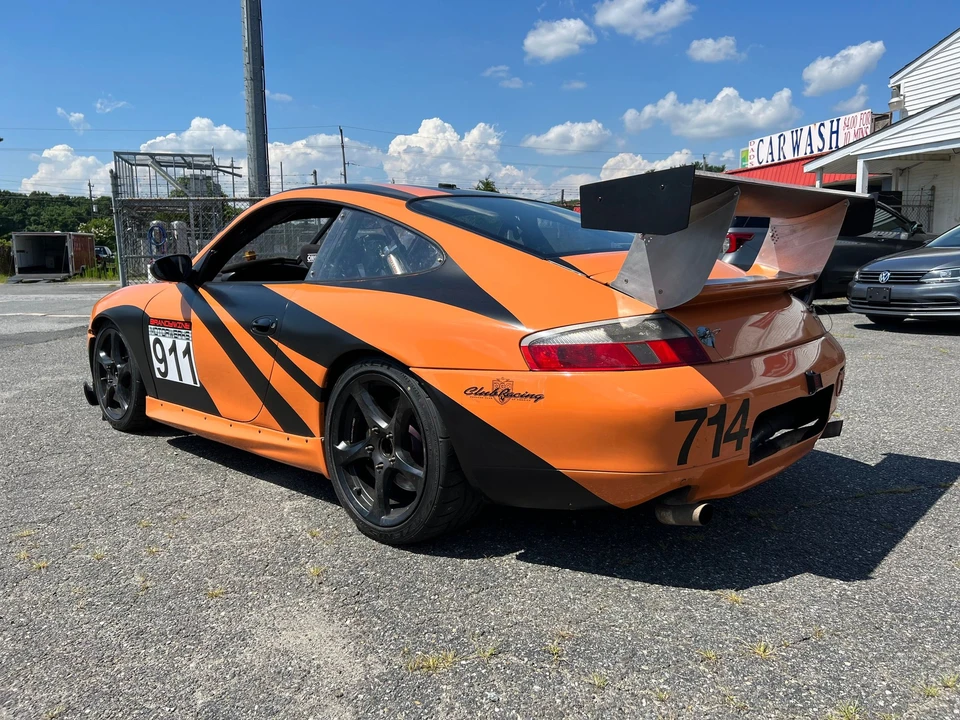 2001 Porsche 996 Carrera - Image 9 of 28