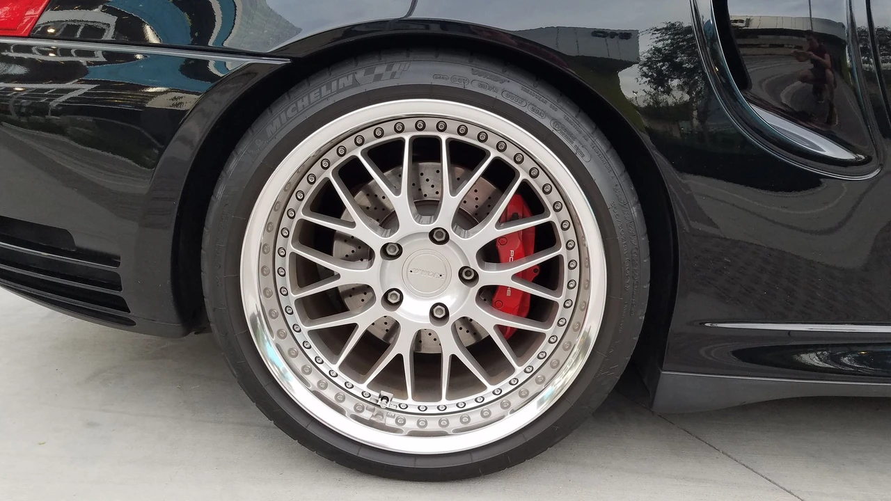 2001 Porsche 996 Turbo - Image 15 of 31