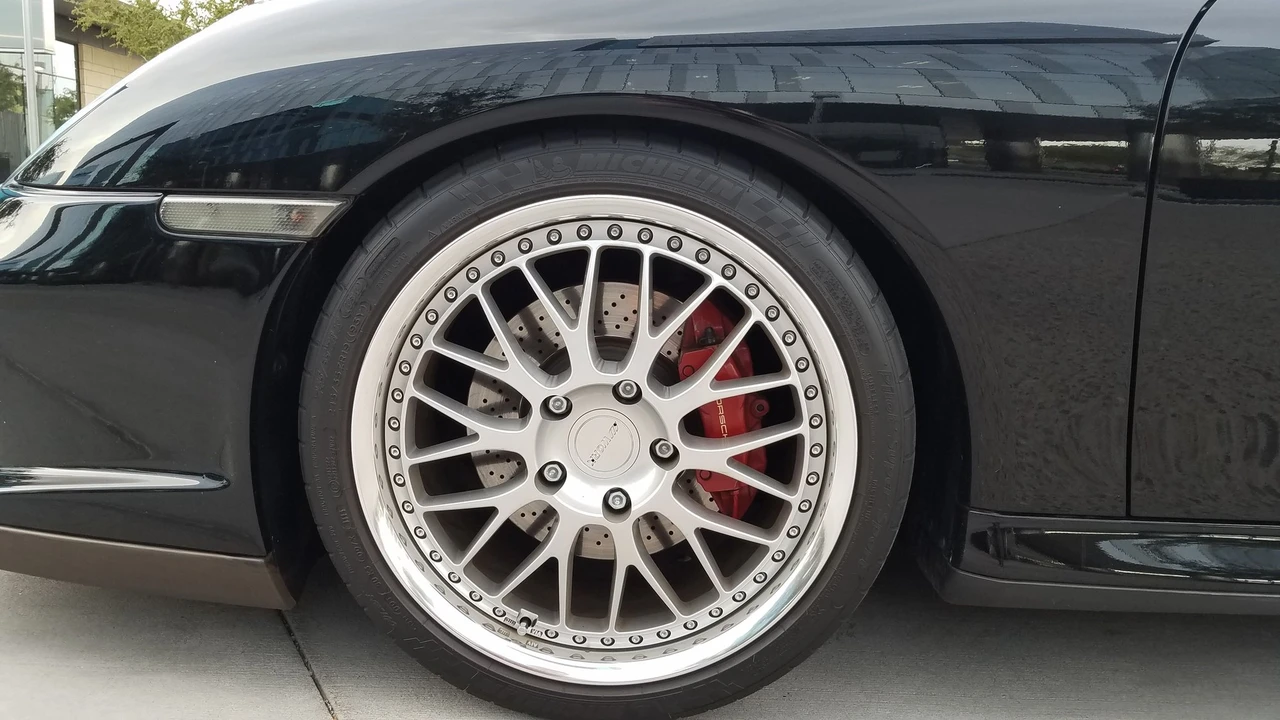 2001 Porsche 996 Turbo - Image 17 of 31