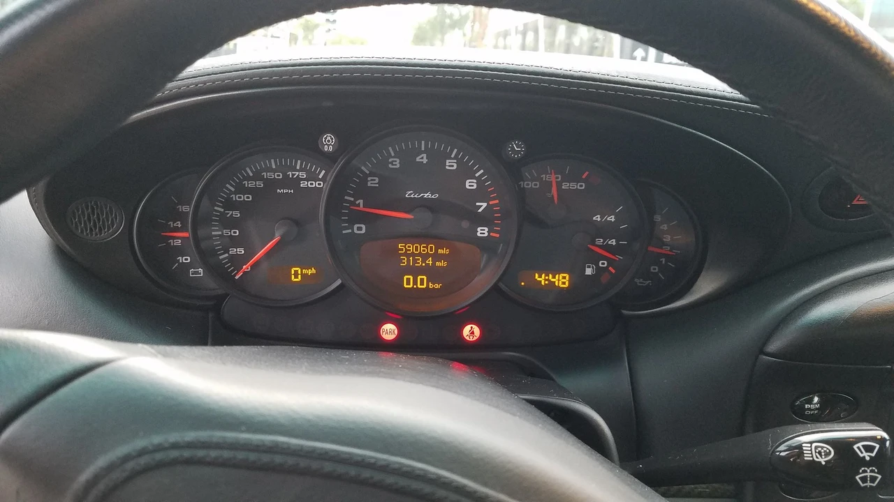2001 Porsche 996 Turbo - Image 9 of 31