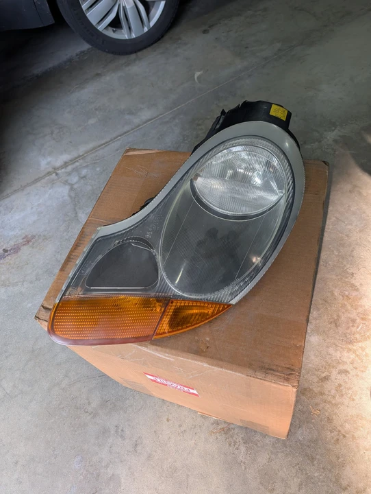 Parts & Memorabilia Bodywork - Image 13 of 20