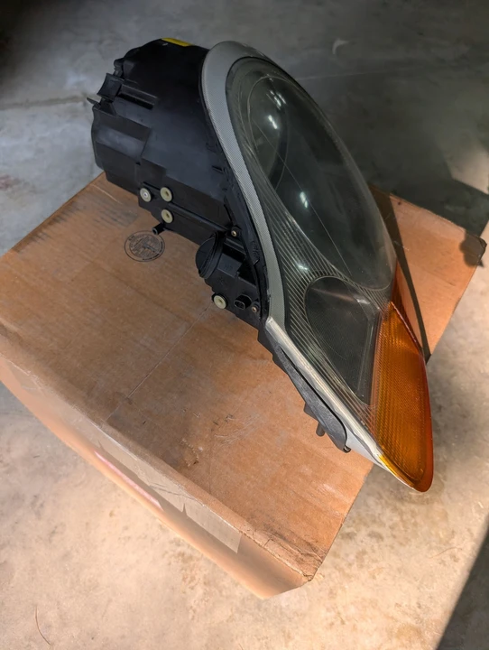 Parts & Memorabilia Bodywork - Image 2 of 20