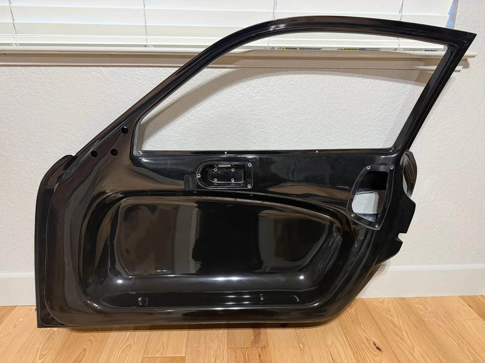 Parts & Memorabilia Bodywork - Image 2 of 6