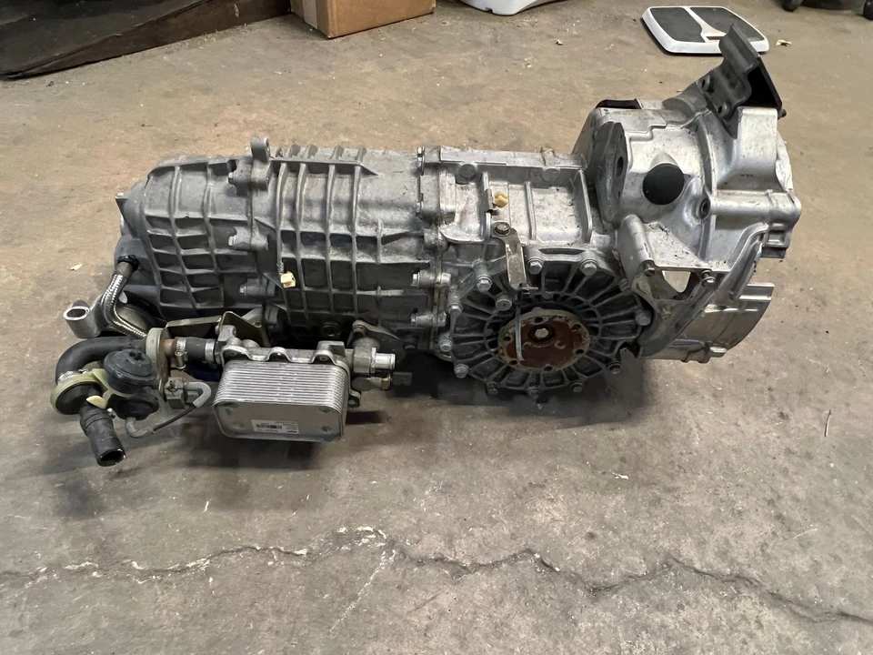 Parts & Memorabilia Gearboxes - Image 4 of 13