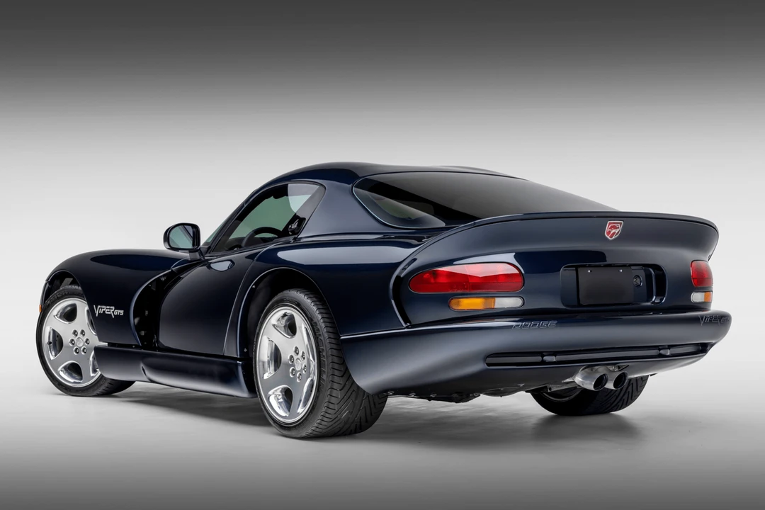 2001 Dodge Viper GTS 2nd Gen - Image 5 of 31
