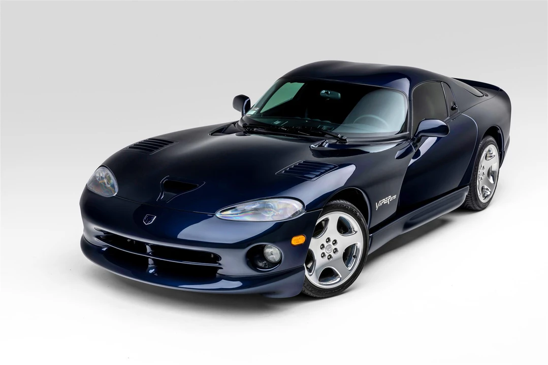 2001 Dodge Viper GTS 2nd Gen - Image 13 of 31