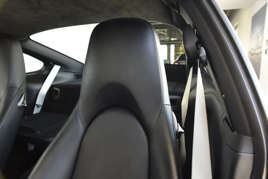 2012 Porsche 997 Turbo - Image 10 of 13