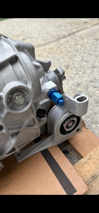 Parts & Memorabilia Gearboxes - Image 9 of 25